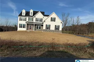 8874 Yorkshire Cir, Weisenberg Township, PA 18051 - Photo 2