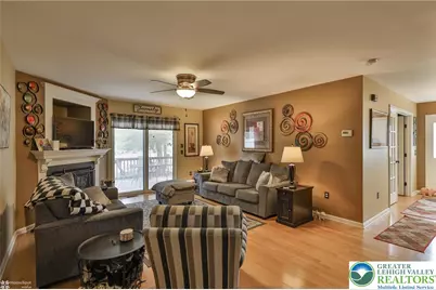 202 Park Ridge Drive, Forks Twp, PA 18040 - Photo 8