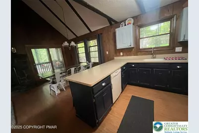 139 Lakeview Drive W, Lake Ariel, PA 18436 - Photo 4