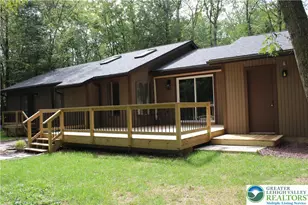 108 Midway Dr, Penn Forrest, PA 18229 - Photo 4