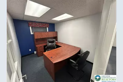 1365 Blue Mountain Drive, Lehigh Township, PA 18038 - Photo 12