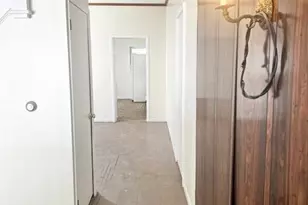 102 S Hickory St, Mont Clare, PA 17851 - Photo 4