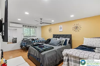 14 Middle Village Way, Jackson Twp, PA 18372 - Photo 12