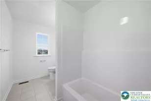 868 Veneto Ct, Forks Twp, PA 18040 - Photo 34