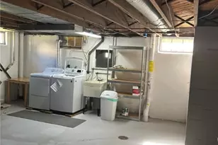 110 Corona St, Bethlehem City, PA 18018 - Photo 24