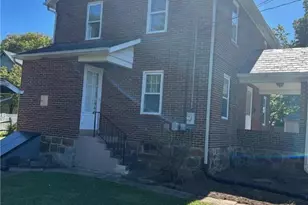 110 Corona St, Bethlehem City, PA 18018 - Photo 4