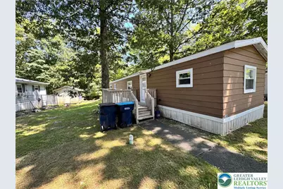 140 Green Mountain, Middle Smithfield, PA 18302 - Photo 2