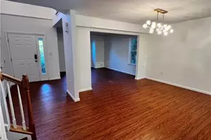 2146 Bedford Dr, Lehman Twp, PA 18324 - Photo 8