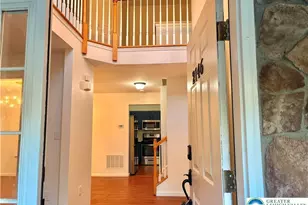 2146 Bedford Dr, Lehman Twp, PA 18324 - Photo 4