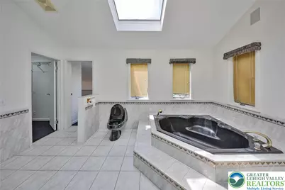 1015 Honeysuckle Road, Lehigh Township, PA 18088 - Photo 26