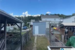 413 E Union St, Tamaqua, PA 18252 - Photo 2