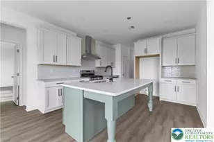 4780 Farrcroft Dr, Forks Twp, PA 18040 - Photo 10