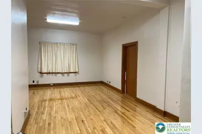 30 E 4th Street #2nd floor, Bethlehem, PA 18015 - Photo 40