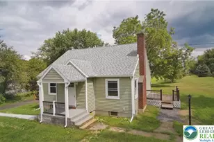 1932 Farmersville Rd, Bethlehem City, PA 18020 - Photo 2