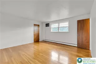 1556 Bayberry Ln, Bethlehem City, PA 18018 - Photo 6