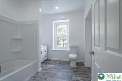 1113 E Emmaus Avenue, Salisbury Township, PA 18103 - Photo 24