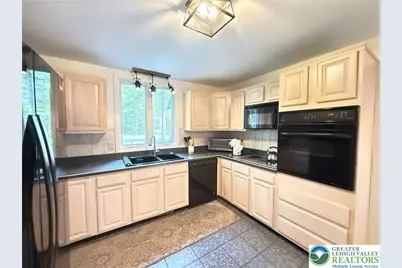 1225 Kilmer Drive, Coolbaugh Twp, PA 18466 - Photo 8