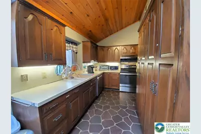 1271 Kilmer Road, Coolbaugh Twp, PA 18466 - Photo 12