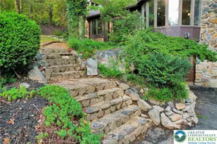 913 Constitution Ave, Pen Argyl Boro, PA 18072 - Photo 14