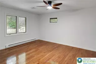 913 Constitution Ave, Pen Argyl Boro, PA 18072 - Photo 48