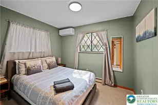 1030 Wyoming Dr, Coolbaugh Twp, PA 18347 - Photo 12