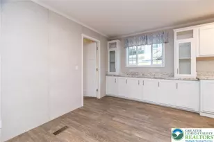 465 Royal Manor Rd, Williams Township, PA 18042 - Photo 8