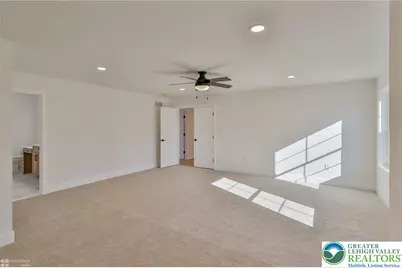 936 Emerald Valley Lane, Washington Twp, PA 18013 - Photo 32