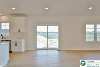 936 Emerald Valley Lane, Washington Twp, PA 18013 - Photo 14