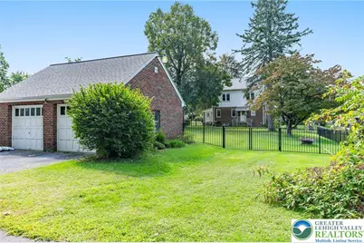 725 E Main Street, Macungie Boro, PA 18062 - Photo 22