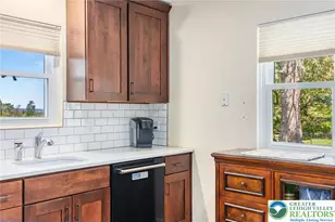 725 E Main St, Macungie Boro, PA 18062 - Photo 8