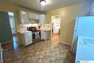 1009 Debbie Ln, Salisbury Township, PA 18103 - Photo 8