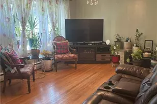 1009 Debbie Ln, Salisbury Township, PA 18103 - Photo 6