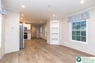 465 Royal Manor Rd, Williams Township, PA 18042 - Photo 6