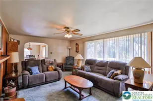 2221 Kings Ave, Easton, PA 18045 - Photo 10