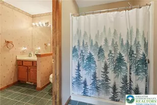 1705 Deer Path Rd, Easton, PA 18040 - Photo 18