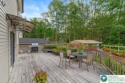 5009 Woodside Drive, Coolbaugh Twp, PA 18466 - Photo 6