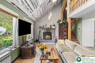 5009 Woodside Dr, Coolbaugh Twp, PA 18466 - Photo 16