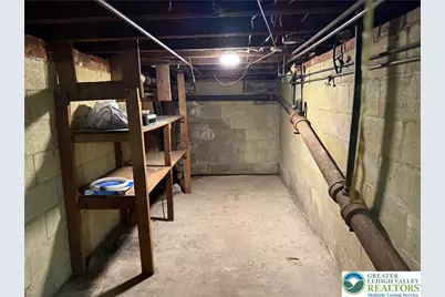 832 W Maple Street, Allentown City, PA 18101 - Photo 6