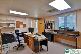 331 Constitution Ave, Hellertown Boro, PA 18055 - Photo 16