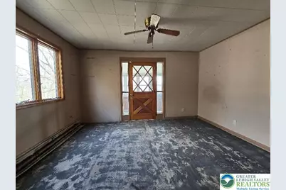 64 N Hunter Highway, Butler Twp, PA 18222 - Photo 2