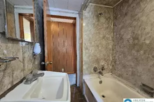 64 N Hunter Hwy, Butler Twp, PA 18222 - Photo 8