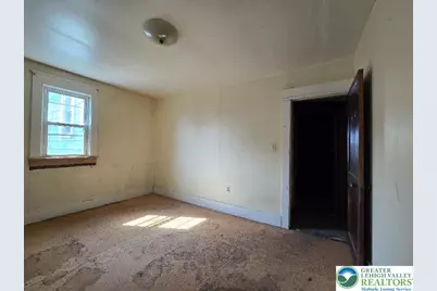 64 N Hunter Highway, Butler Twp, PA 18222 - Photo 14