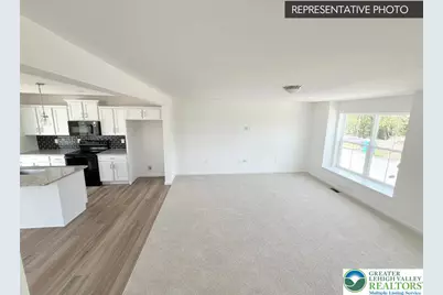 714 Deerfield Boulevard #Lot 3, Pennsburg Boro, PA 18073 - Photo 2