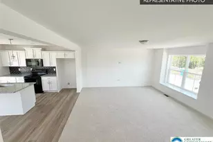 714 Deerfield Blvd, Pennsburg Boro, PA 18073 - Photo 2