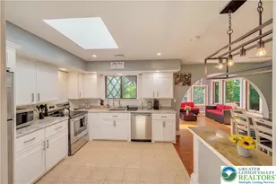 86 Lower Lakeview Dr, Middle Smithfield, PA 18302 - Photo 4