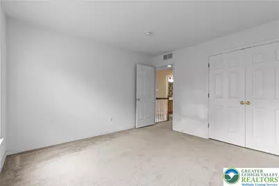 3275 W Fairview Street, South Whitehall Twp, PA 18104 - Photo 34