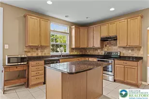 3275 W Fairview St, South Whitehall Twp, PA 18104 - Photo 16