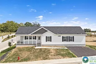 1412 Heytesbury Rd, Lehigh Township, PA 18088 - Photo 2