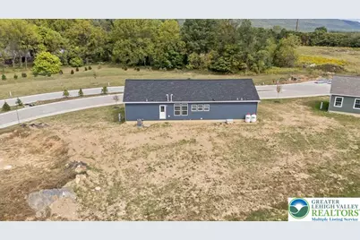 3983 Hastings Road, Lehigh Township, PA 18088 - Photo 8