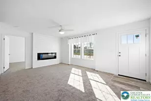 1410 Heytesbury Rd, Lehigh Township, PA 18088 - Photo 8